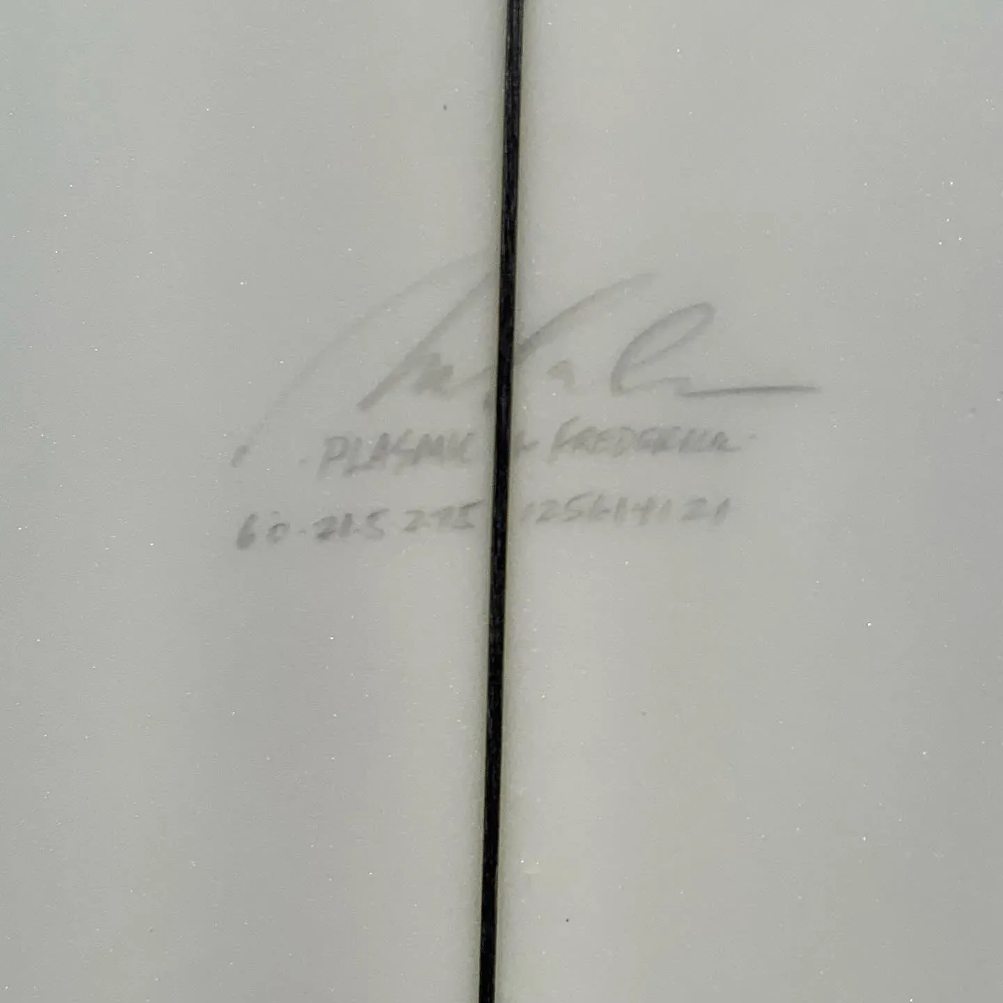 Album Surf Plasmic 6'0 x 21 ½ x 2 ¾ Surfboard • USED