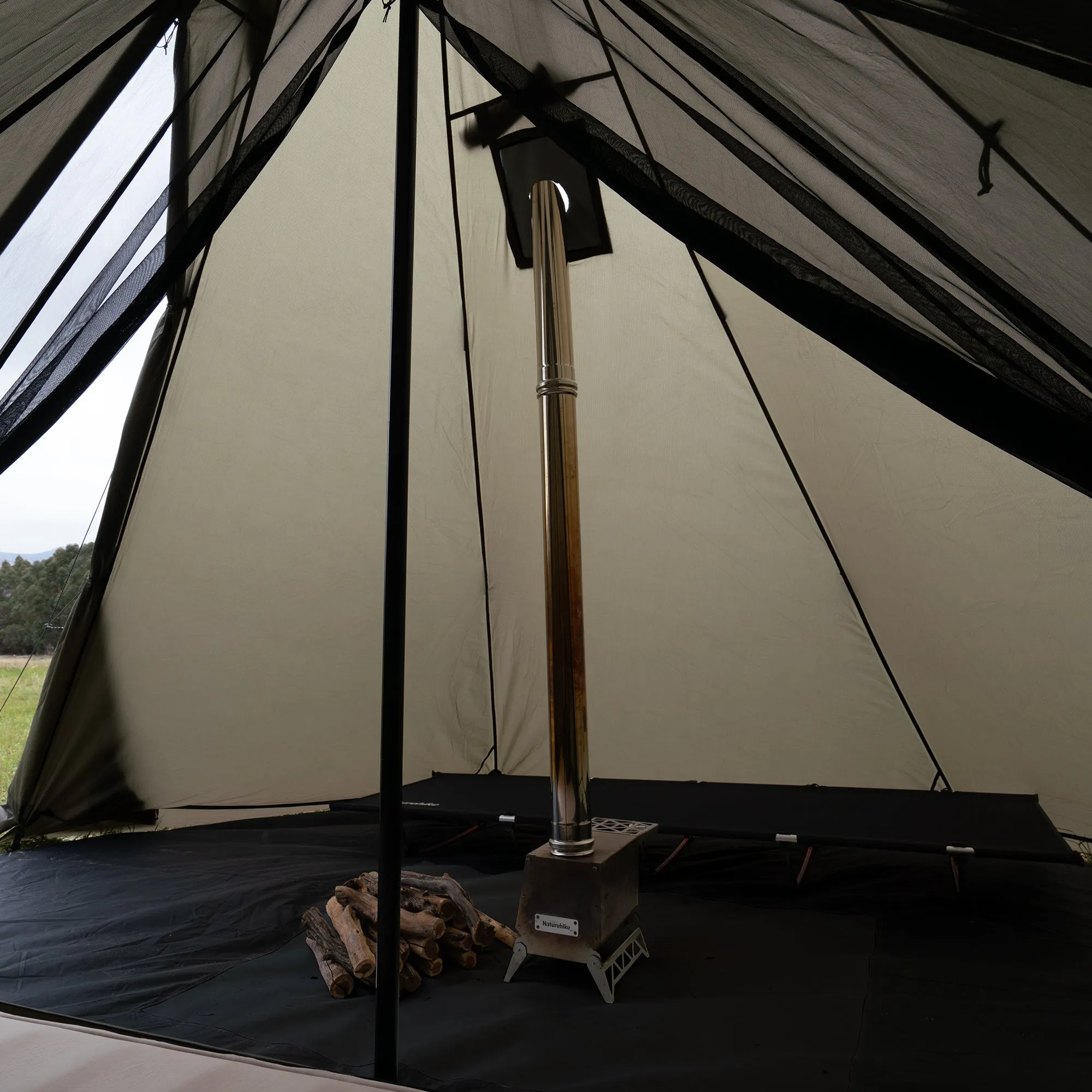 Ranch Fire Octagonal Pyramid Tent