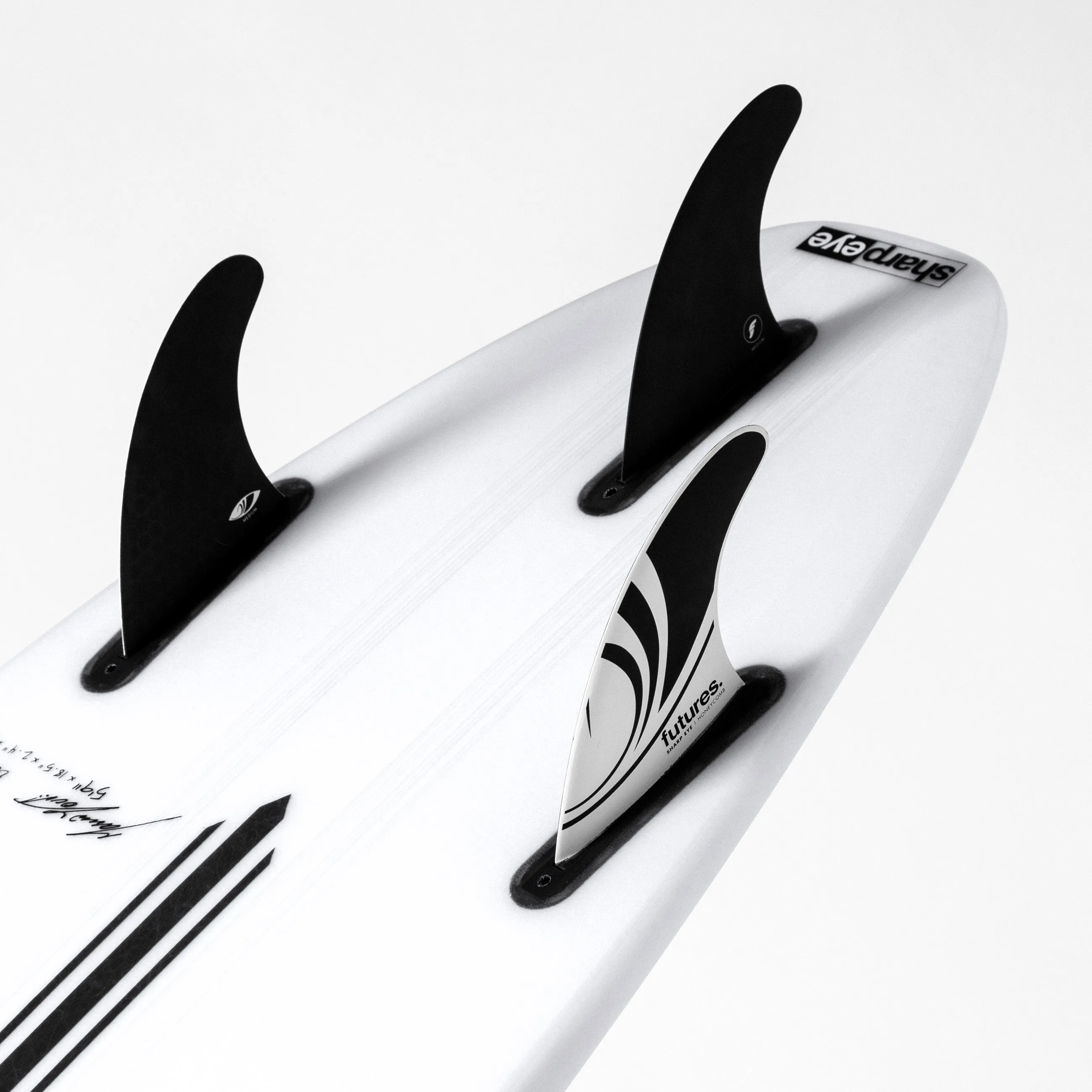SYNERGY (E3 LITE) 5'6" x 18.31 X 2.25 - 23.60L, Round, 3x  Futures Fin Boxes, Epoxy E3 - ID:878046